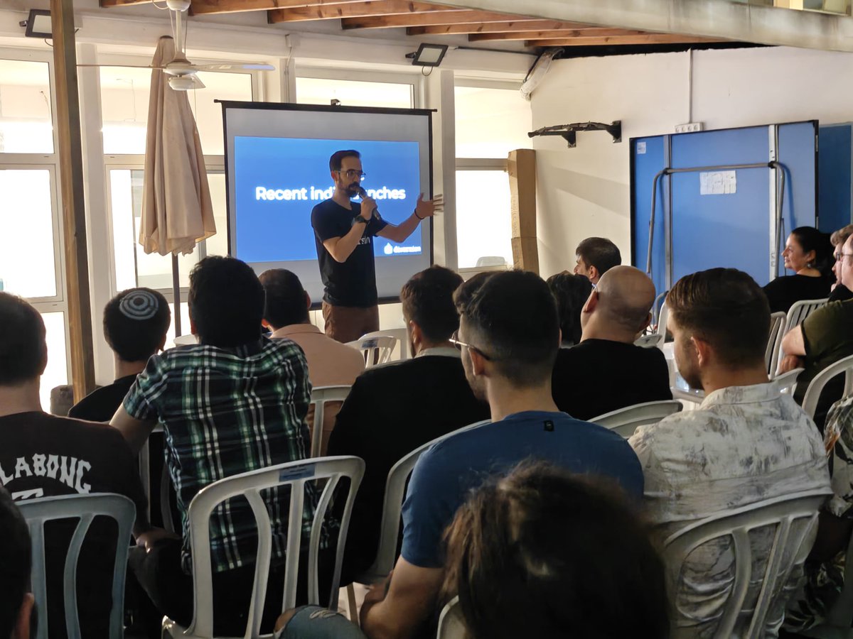 diversion_hq's tweet image. What a night!

We had an amazing time hosting the local game dev meetup at the Diversion offices - great talks, cold beers, and (of course) delicious pizza 🍕💙

Huge thanks to everyone who joined, See you at the next one 🙌

#GameDev #DevCommunity #Meetup #Networking…