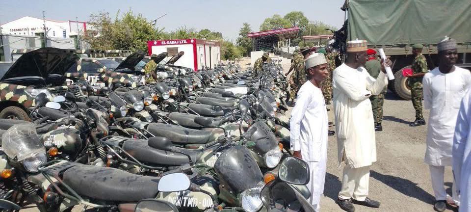 khaleeffah's tweet image. Commendable leadership from His Excellency Alh. Abba K. Yusuf. The deployment of 10 Hilux vehicles and 50 motorcycles to the Joint Task Force will enhance security in several LGAs. May this bring peace and protection to our communities.
#AbbaIsWorking #AKYPPA #securityupdate
