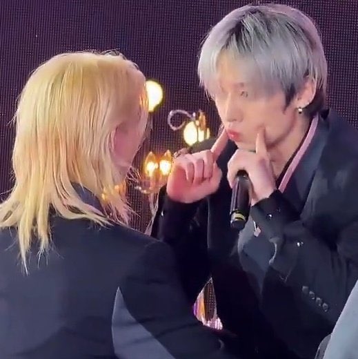 재롱떠는 연하남같고 ㅈㄴ좋다 제발..