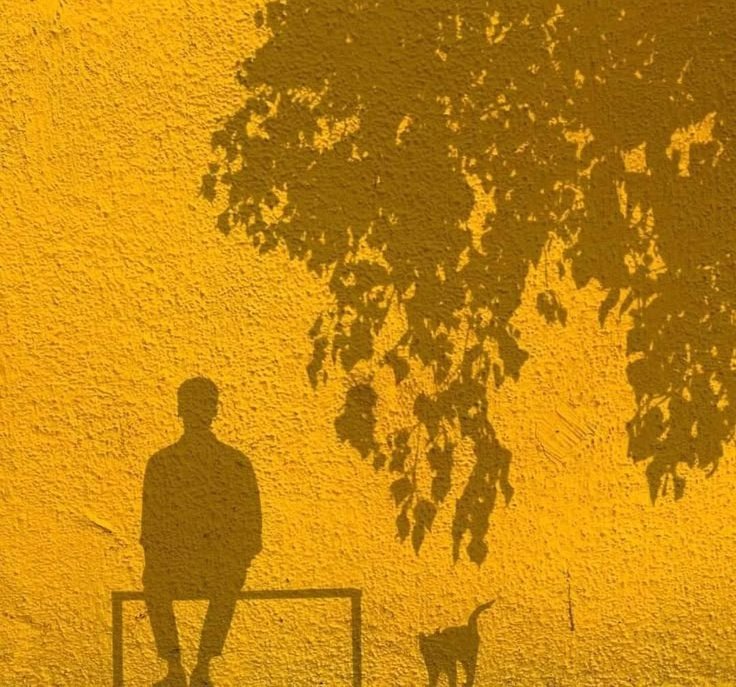 नहीं होते हो फिर भी होते हो तुम,
ना जाने क्यूं हर वक्त महसूस होते हो तुम।