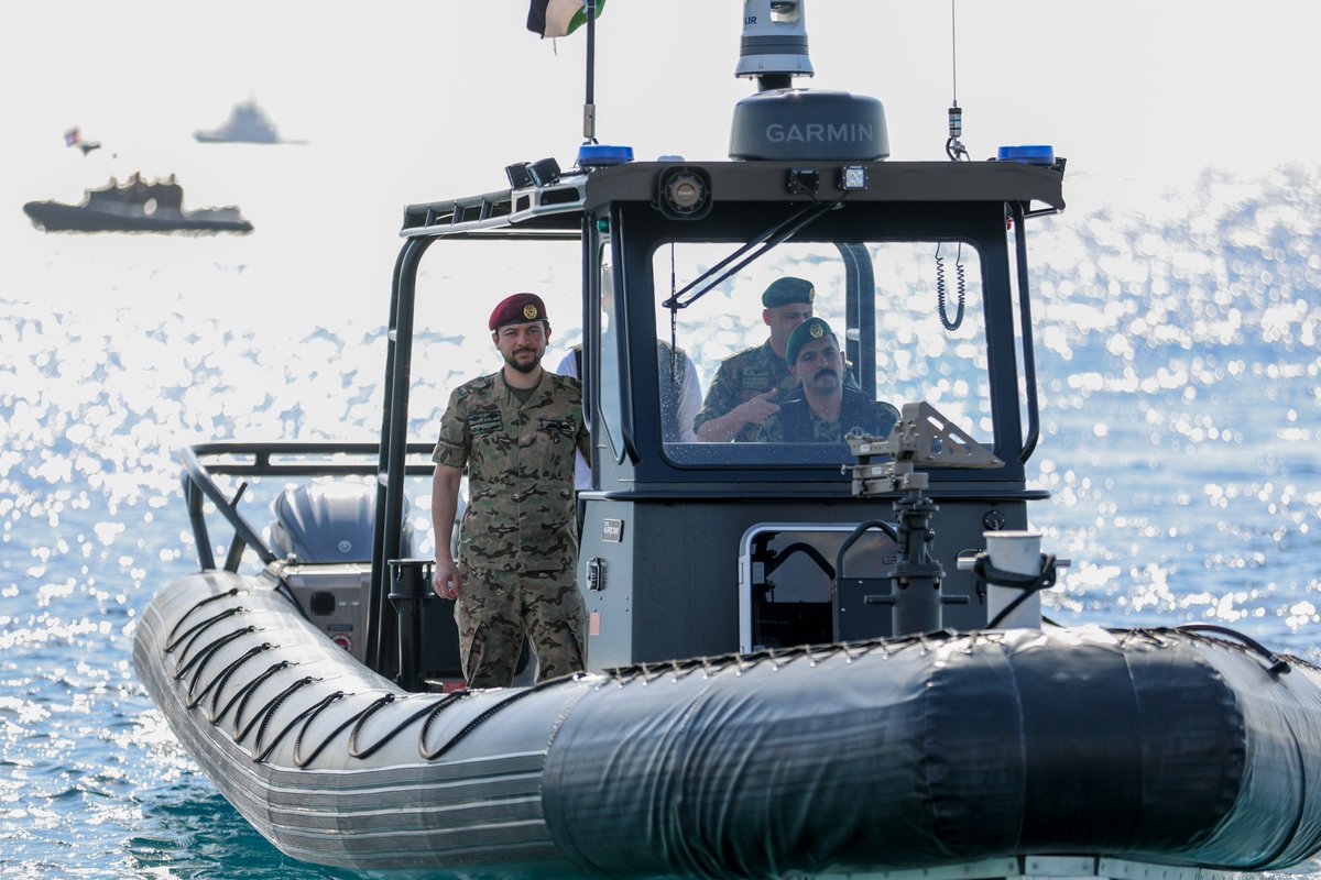 سمو الأمير الحسين بن عبدالله الثاني ولي العهد، يزور فريق مكافحة الإرهاب المائي التابع لقوات الملك عبدالله الثاني الخاصة الملكية
#الأردن