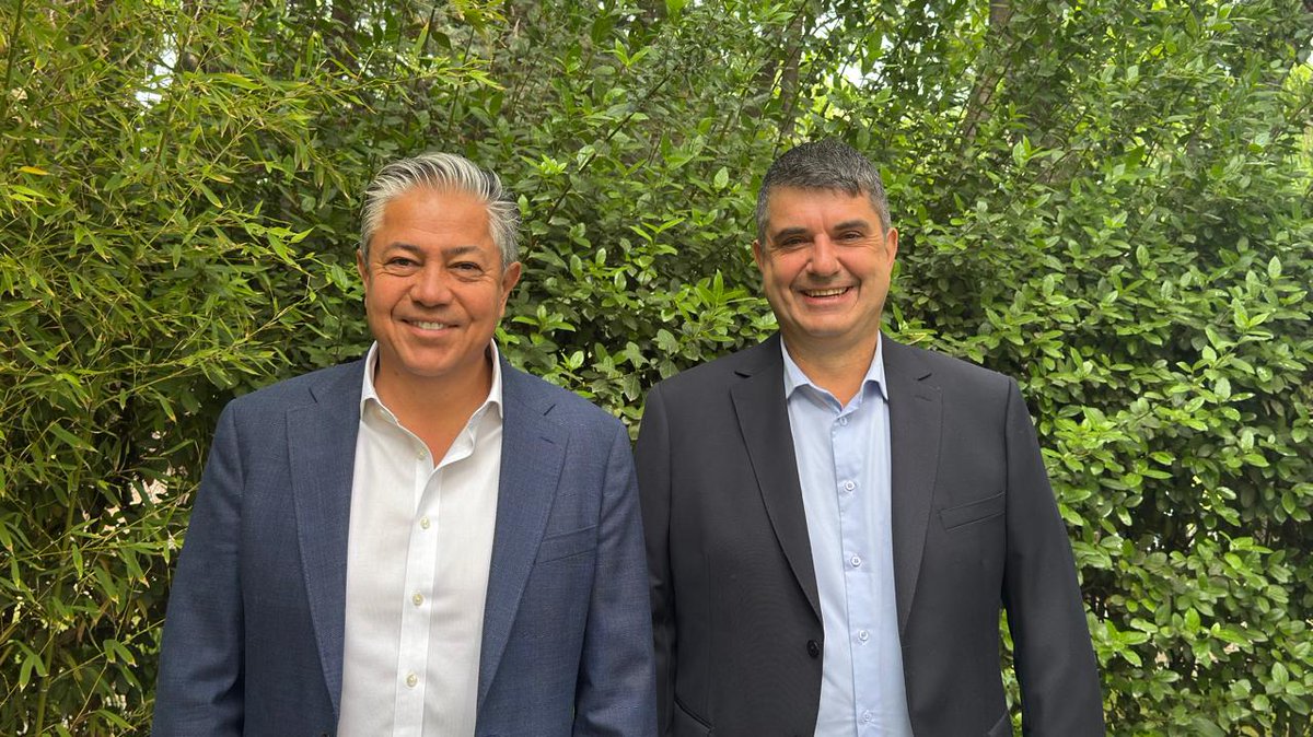 UNA MIRADA FEDERAL DESDE CADA RINCÓN DE NEUQUÉN

Desde diciembre, Gustavo Coatz asumirá como secretario del Interior y será la voz del gobierno en el territorio, acompañando de cerca a cada comunidad. 

Conoce el Alto Neuquén, conoce su gente y sabe cómo trabajar con ellos,