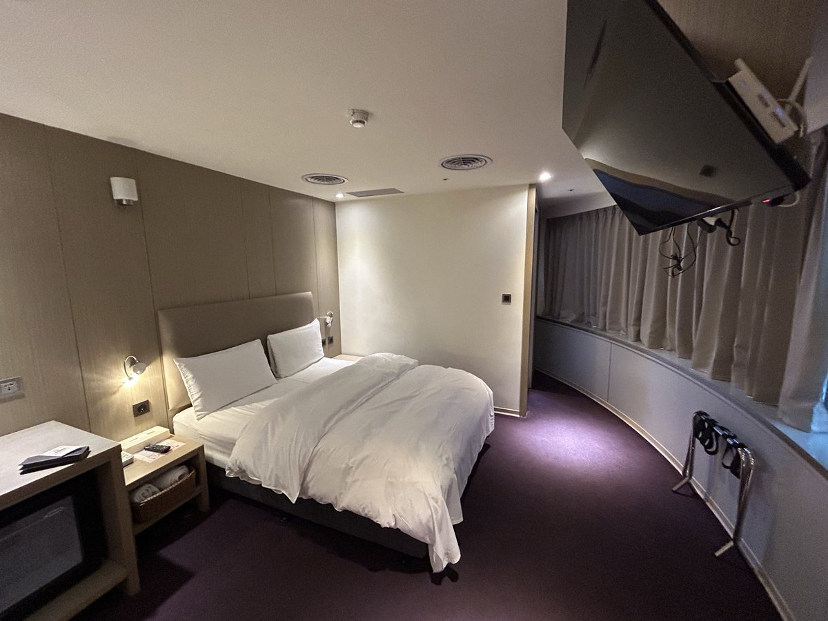 Learning2003's tweet image. 出差累累💀

今天開車開到麻掉

ETH空單還一直虧損💸