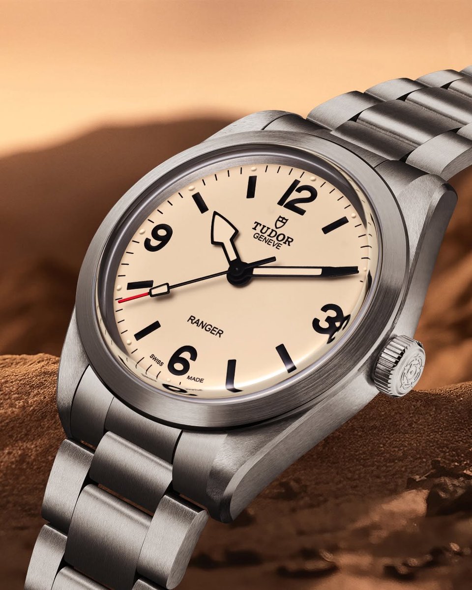 Element_iN_Time's tweet image. “Expedition Mode !!” ✈️

Tud0r ⌚️36 &amp;amp; 39mm
Ranger Dune 🏖️
Black or Beige Domed Dial
Available on Strap or Bracelet !!…🎉
elementintime.com/blogs/news/tud…