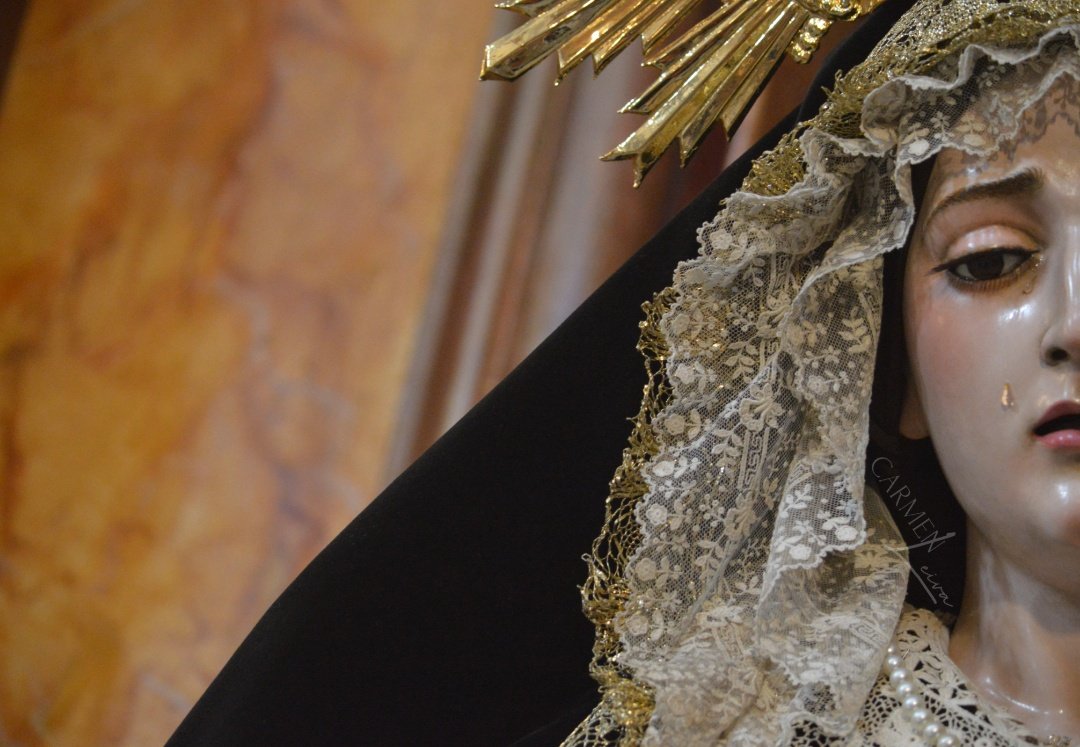 devocionprch_'s tweet image. Nuestra Señora de los Dolores en su amparo y Misericordia

#cofradiasmlg