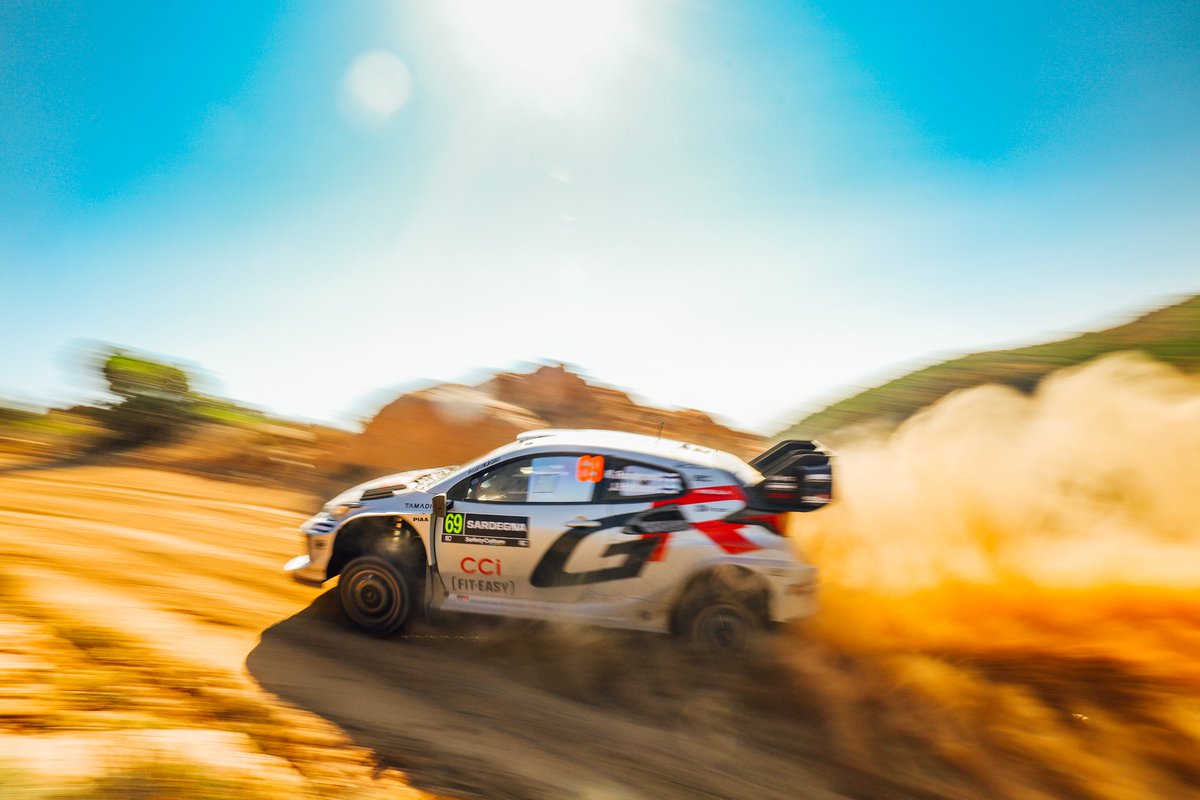 TGR_WRC's tweet image. Silver for the season finale 🩶

Our summer look returns in Saudi Arabia, helping keep our contenders cool in the heat of the desert decider 🥵

#ToyotaGAZOORacing #GRYaris #WRC #RallySaudiArabia 🇸🇦