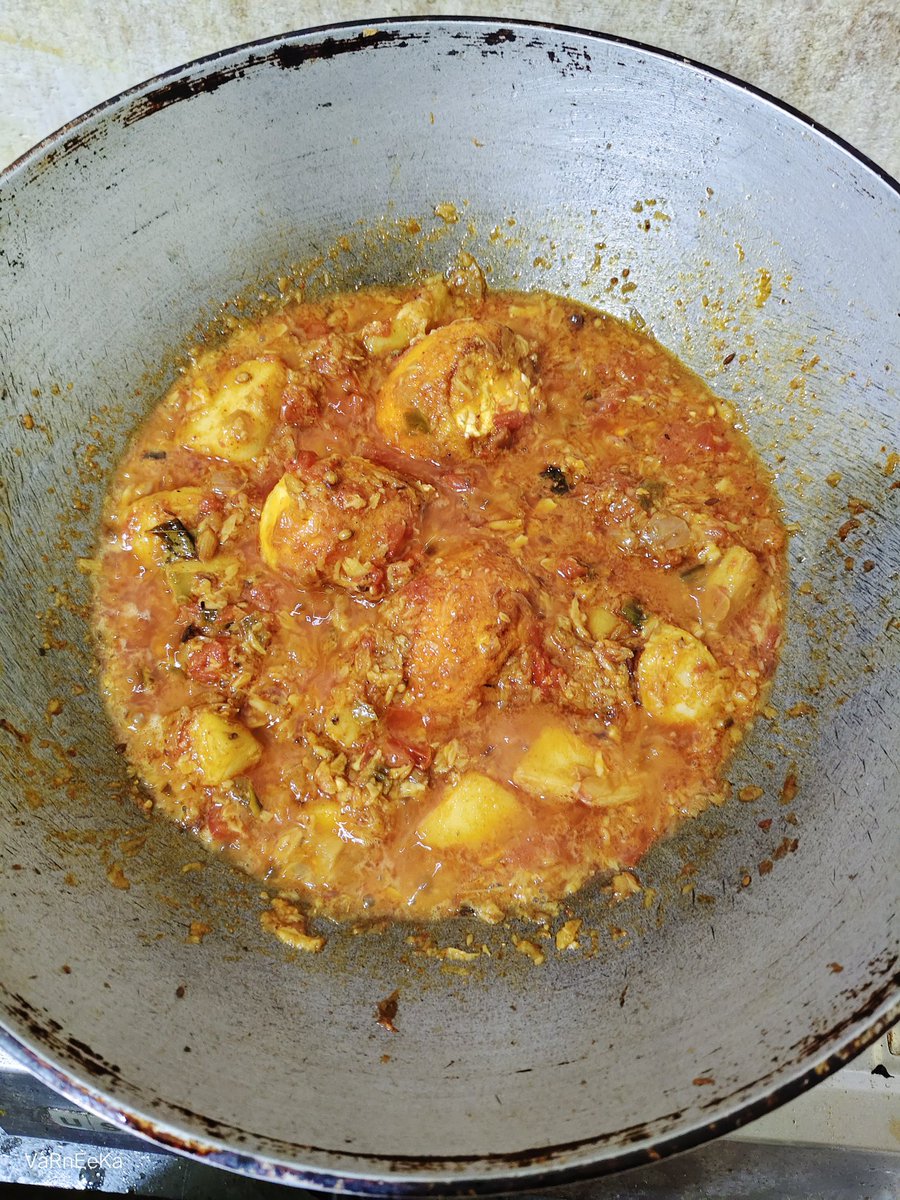 सभी के लिए डिनर बना ली हु,
 जल्दी आए नहीं तो सफ़ा चट हो जाएगी...😋🍛🍲🫕😋