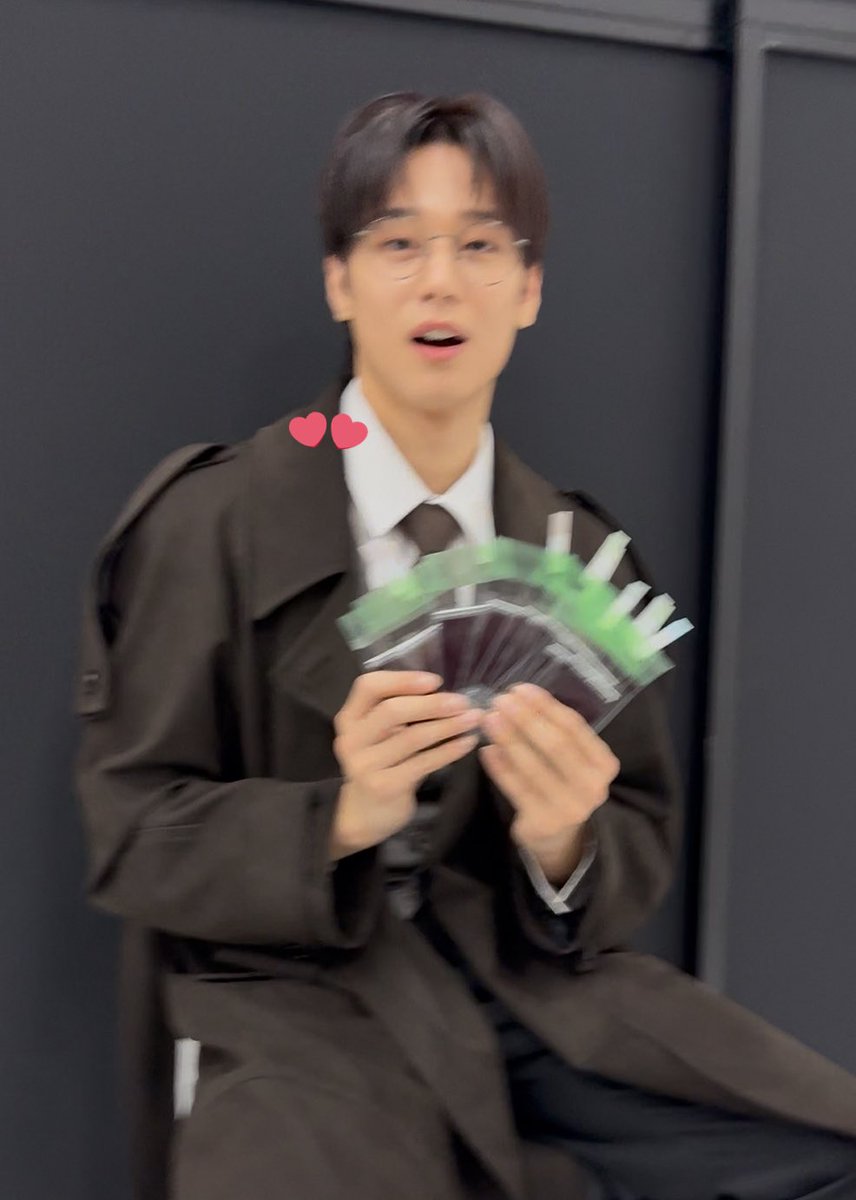 ming1_15's tweet image. 귀여우면 다긴해;