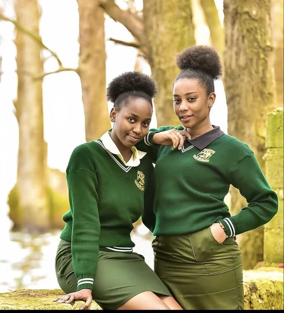 GalaxyTVUg's tweet image. Lady in green, Who do you recognize?

Guess her and win 100K.