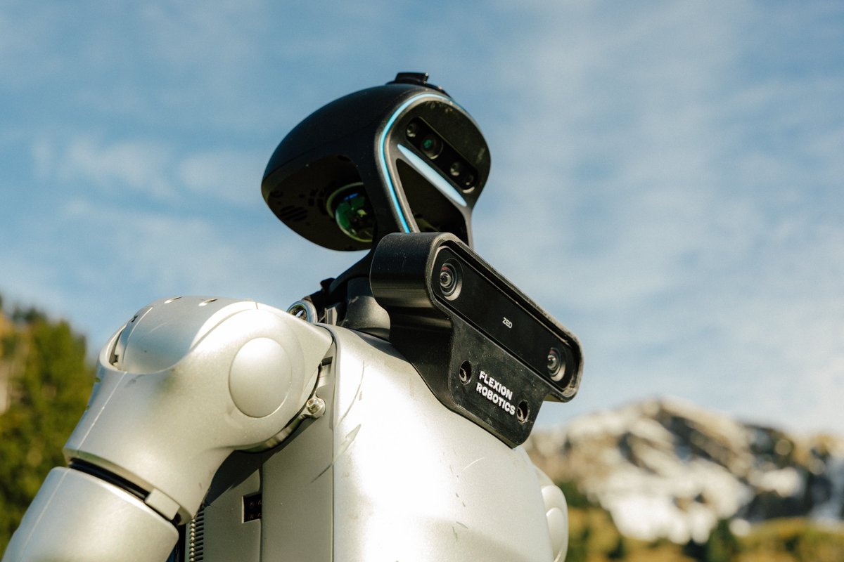 Mary Ann Azevedo tweet media