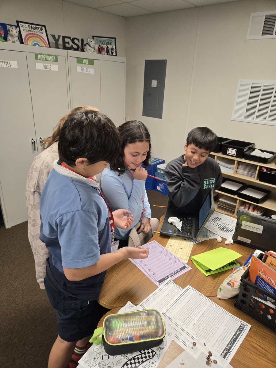 Mrs. Lidey tweet media