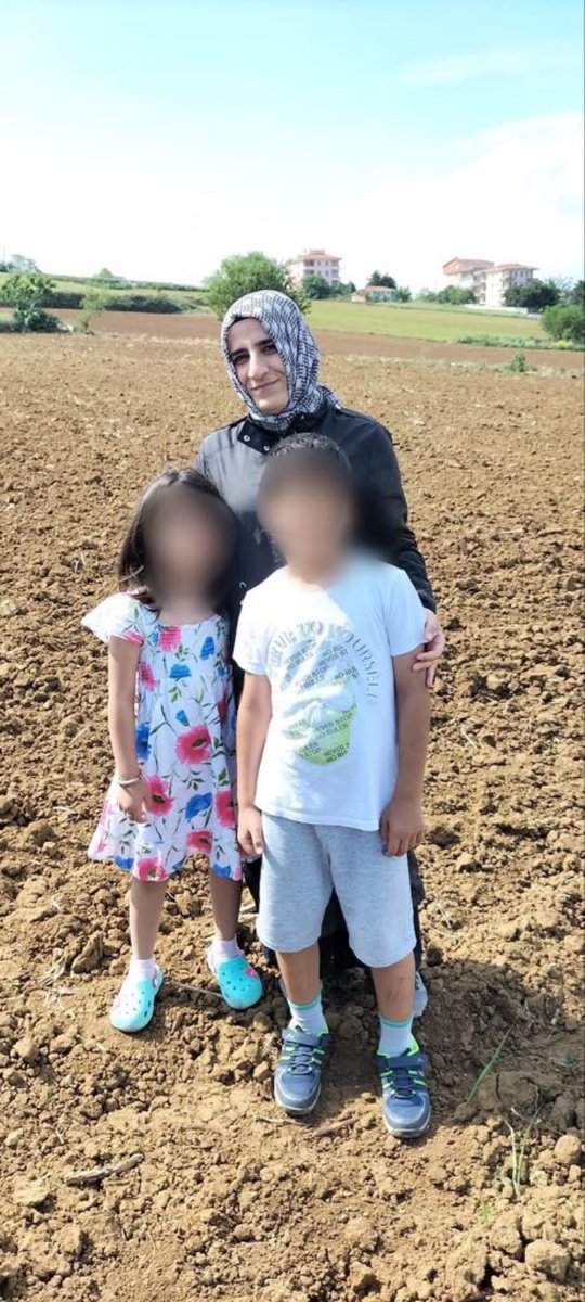 ACİLEN BİR ŞEY YAPILMALI!

Anneleri 7aylık hamile Nazife Karakoç'un doktor tarafından verilmiş riskli hamilelik raporu var.Buna rağmen hapiste tutulmaya devam ediliyor

KHKlarGitsin BarışGelsin
Adalet, en başta bu durumdaki bireylerin haklarını korumalı değil mi?
<a href="/adalet_bakanlik/">T.C. Adalet Bakanlığı</a>