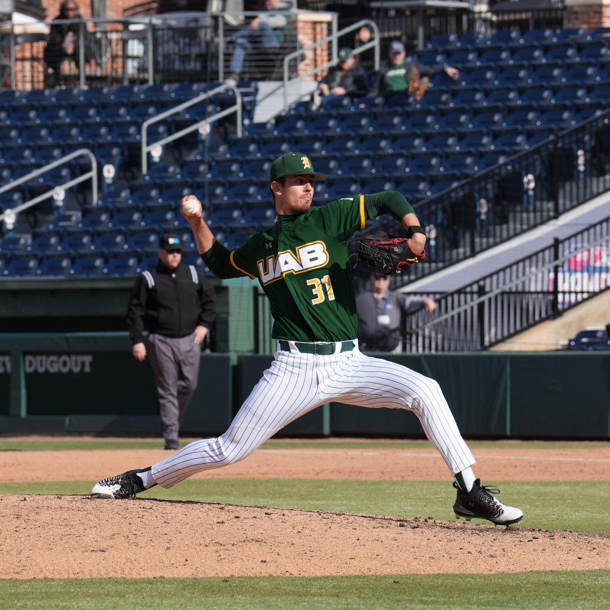 UAB_Baseball's tweet image. Blazer Nation, you asked, we listened 🗣️

Flash sale for game replica jerseys are on sale now until midnight!

🔗 : bit.ly/4phhmax