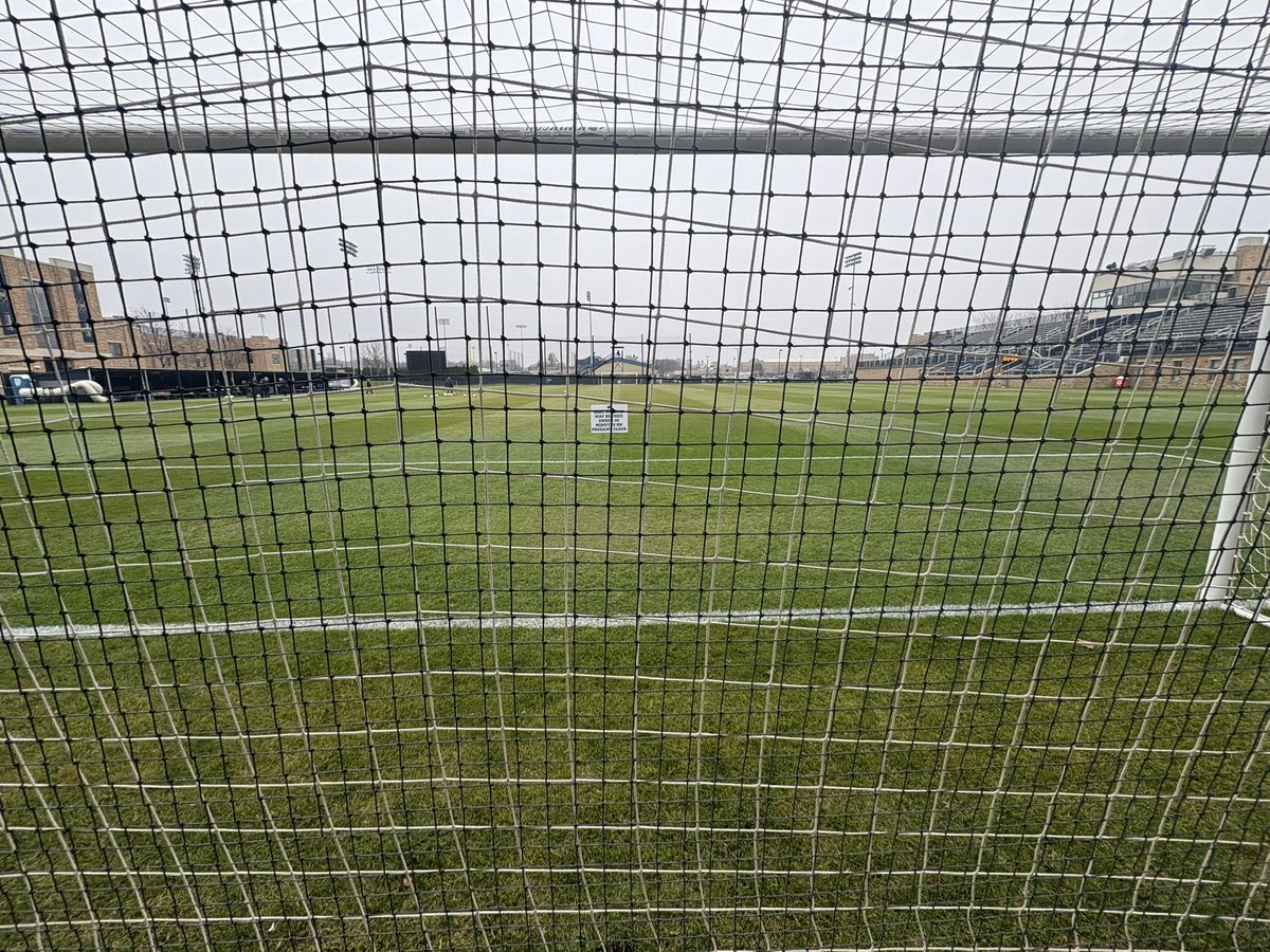 TylerJReidy's tweet image. Big day of NCAA Tournament soccer in South Bend!

🐻 and 🦡 at 3:00 ET

🅾️ and ☘️ at 6:00 ET