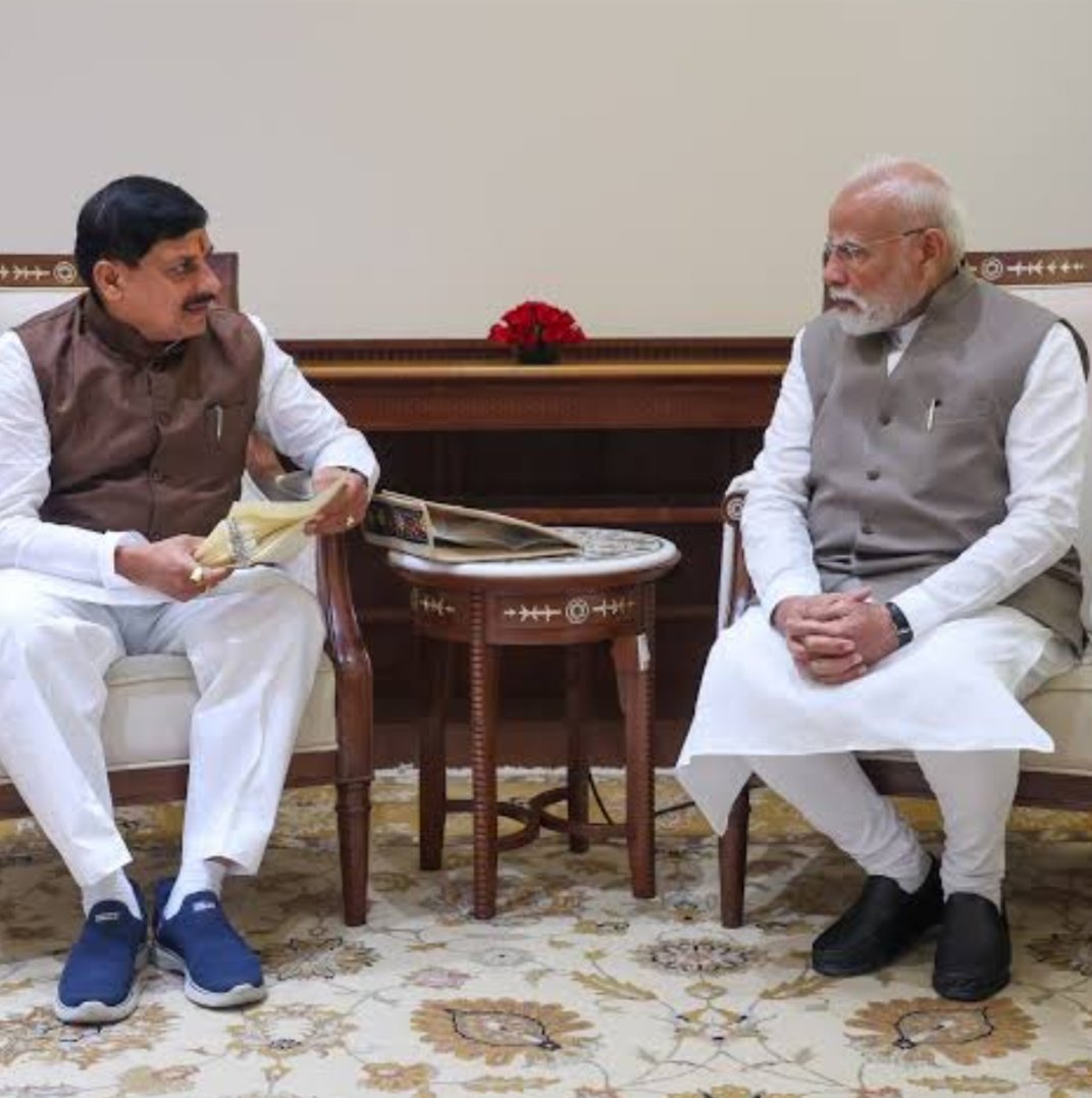 UNAcccNews's tweet photo. #BreakingNews Read and Comment, Thanks to @PMOIndia @AmitShah ji for taken action on time , @unaccc_ was raised the voice in August end , to save to corruption in form of permanently land equation  for just 1 month event at Ujjain, also Kanh Rever Solution given by UNAccc, but no action from @IndoreCollector @comindore @advpushyamitra @DrMohanYadav51 still , what reason? Corruption from Contractor! @Unacccworld @UNacccMP @Unacccnp @CybercopC @anilprathamips @IASassociation @IPS_Association