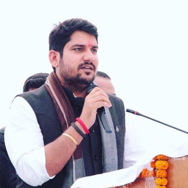 लाडनूं से लोकप्रिय विधायक श्री मुकेश भाकर जी को जन्मदिवस की हार्दिक शुभकामनाएँ।
<a href="/MukeshBhakar_/">Mukesh Bhakar</a>

#HappyBirthday