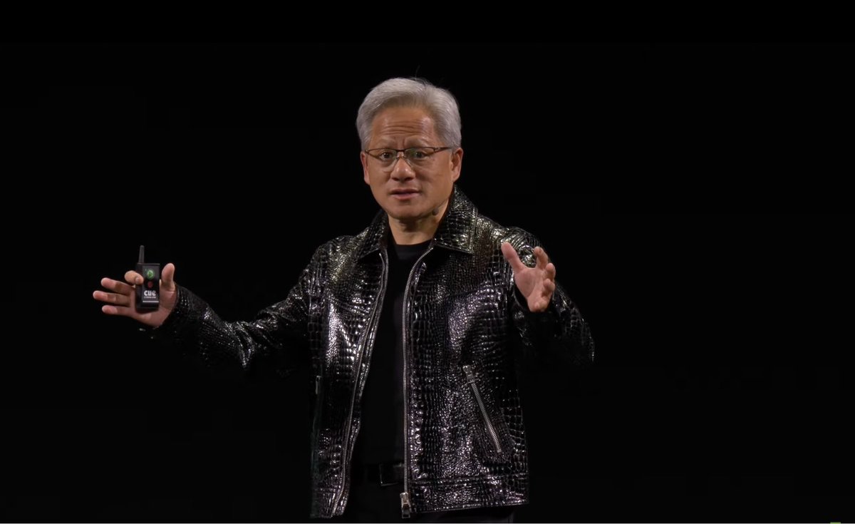 TiernanRayTech's tweet image. Nvidia’s Huang fails to address bubble concerns, but who cares?

Faced with rising investor concerns about “circular” financing and inflated spending in AI, Nvidia’s CEO, Jensen Huang, failed to address the concerns, instead talking about how great his company’s products are. But…