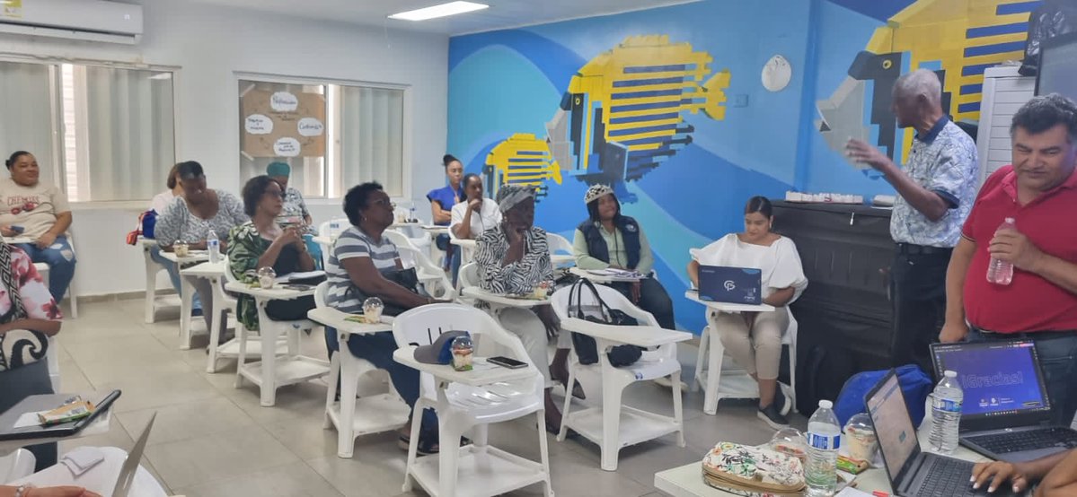 fecode's tweet image. En este momento en este departamento, se desarrolla la Comisión Nacional de Salud, correspondiente a San Andrés y Providencia, haciendo seguimiento al estado real de la implementación del Acuerdo 003 de 2024, con la presencia de nuestra filial ASISAP y FECODE, el MEN, la…