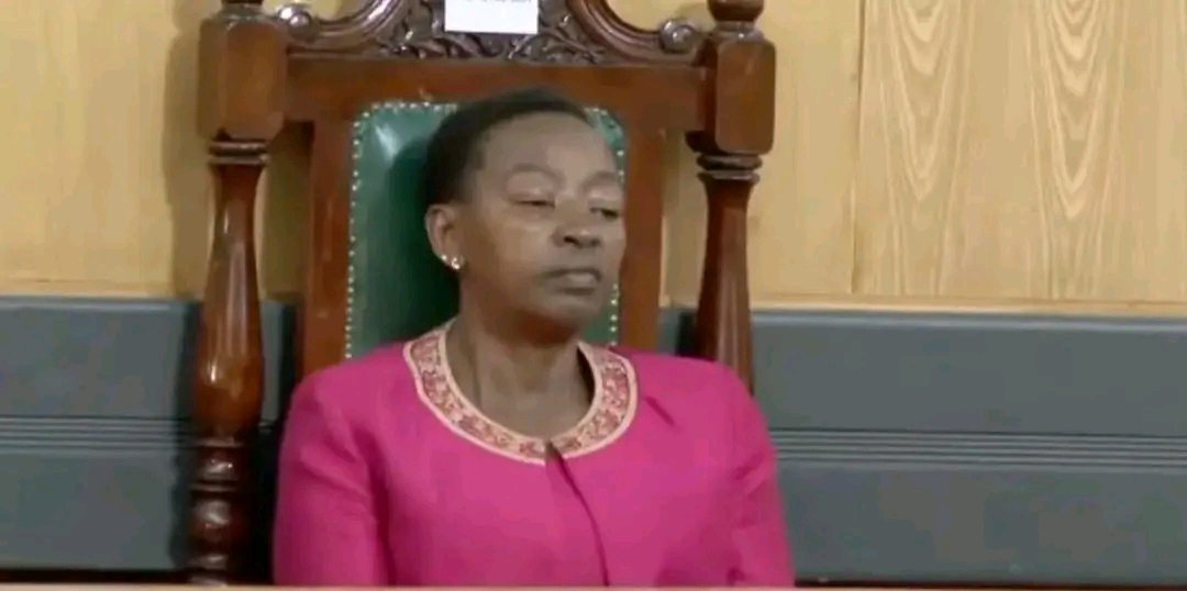 First Lady Rachel Ruto at Parliament buildings during the State of the Nation Address by her husband ( President Ruto) 

I thought Money and power is everything. Why is she so gloomy / what's she lacking? 

Mama Rachel fungua roho, shida ni Nini? 

#SONA2025 Mbeere North