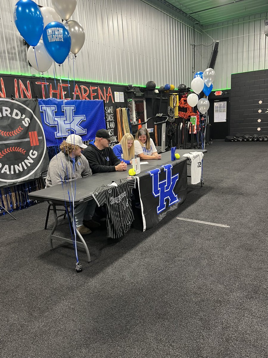 So this happened this week also… B signed her letter of intent to play softball at the University of Kentucky! 🙌🏼🤩 #proudofyou <a href="/Panthers_AD/">Western Athletic Department</a>