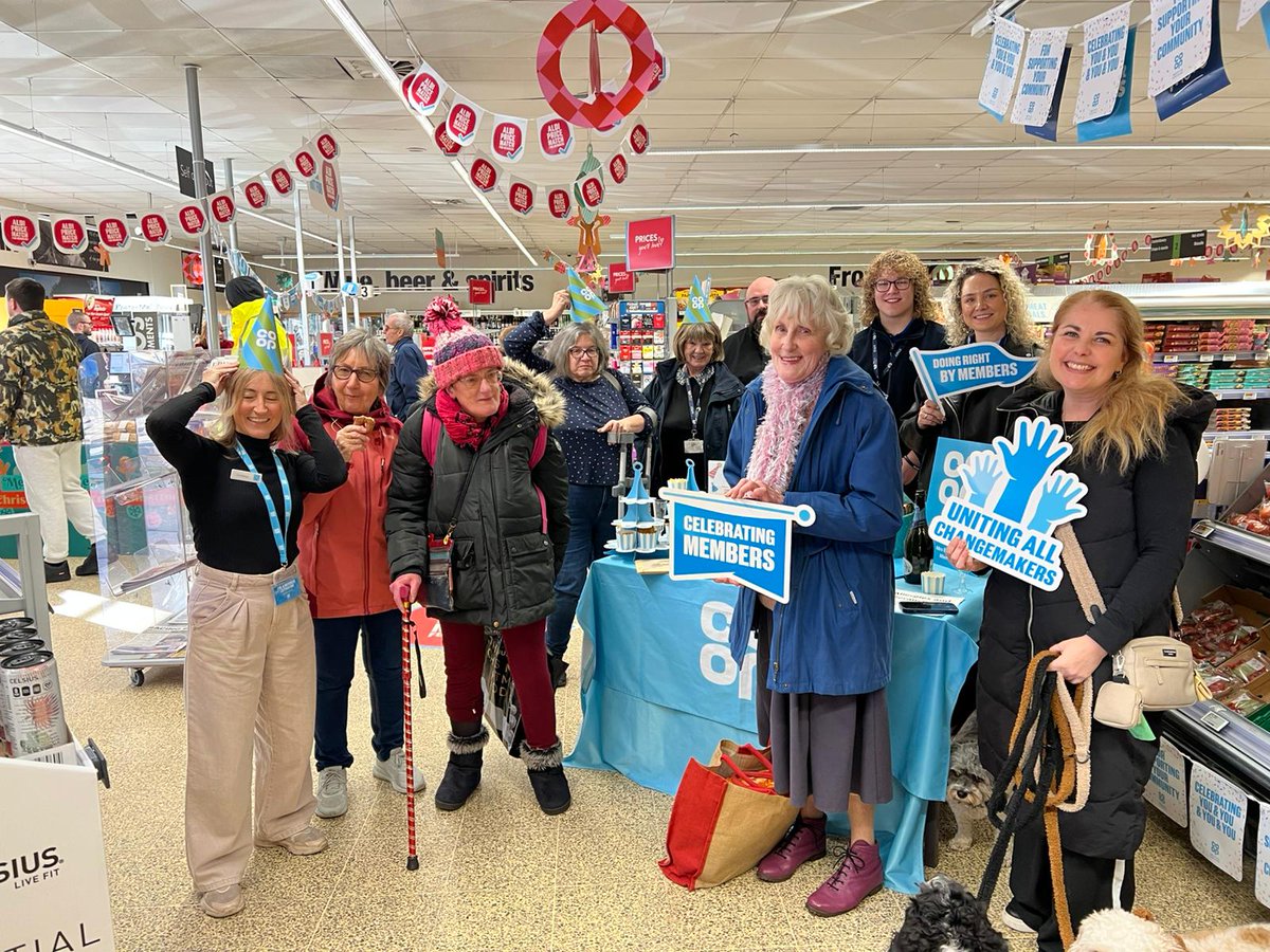 Ramsden85's tweet image. 🎉 Today we’re celebrating our @coopuk Community Celebration Event!  Proud to work for an organisation that gives back and actively supports the communities we serve. 💙🌱
#ItsWhatWeDo @ianhall_92588