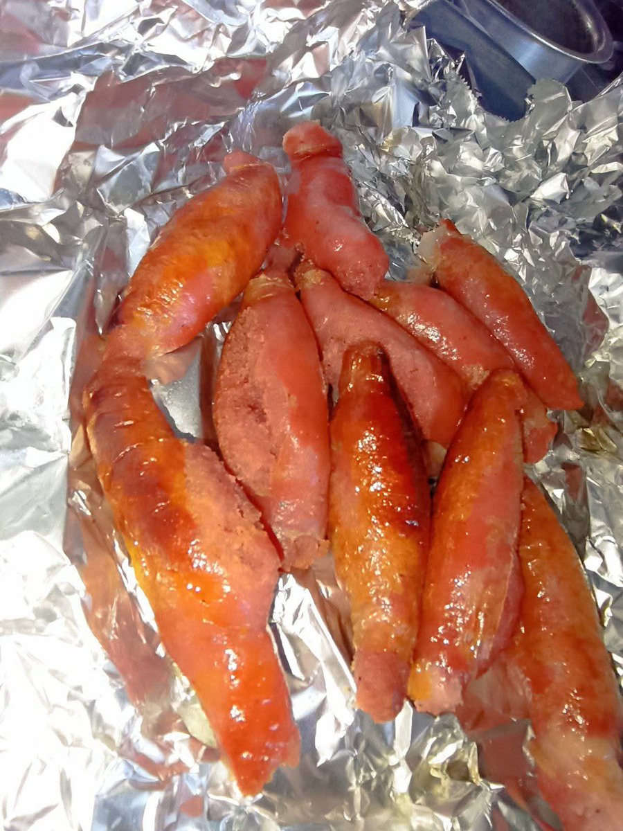 254_icon's tweet image. Nilibuy Sausages zinajiita Family Choice sausages na hii ndio results ukipika. Never again