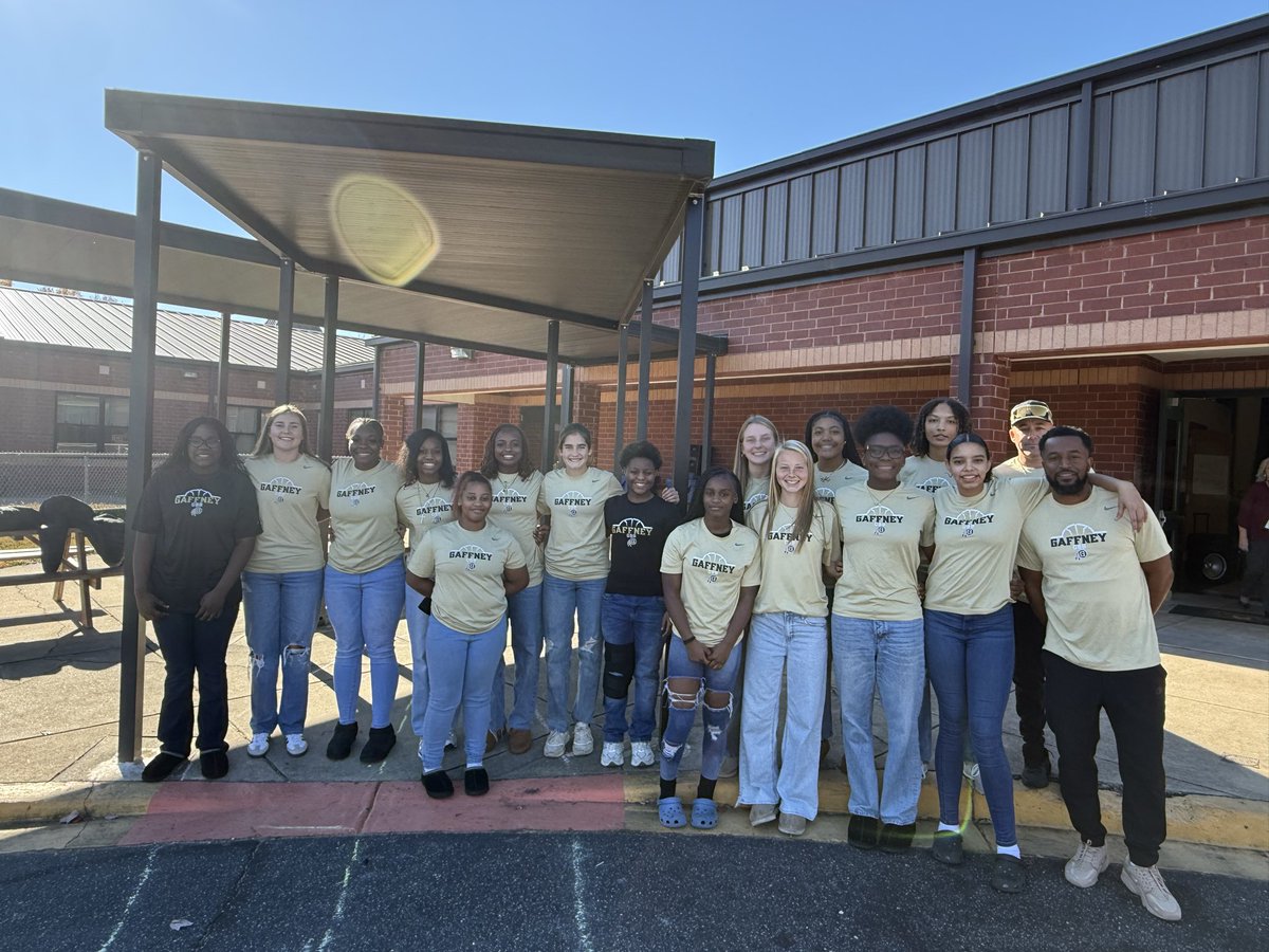 GaffneyGBB's tweet image. Lastly, thanks to @jillchanna for her creative graphics that help promote our program and celebrate our talented student-athletes!

The real thing starts tomorrow. Come out and watch these incredible girls compete this season!

#DAES #Fight