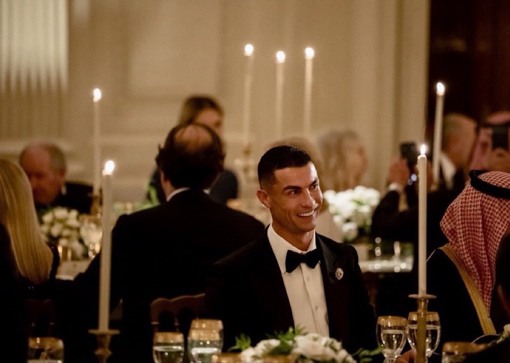 انا باقي هنا ماتخطييييييته