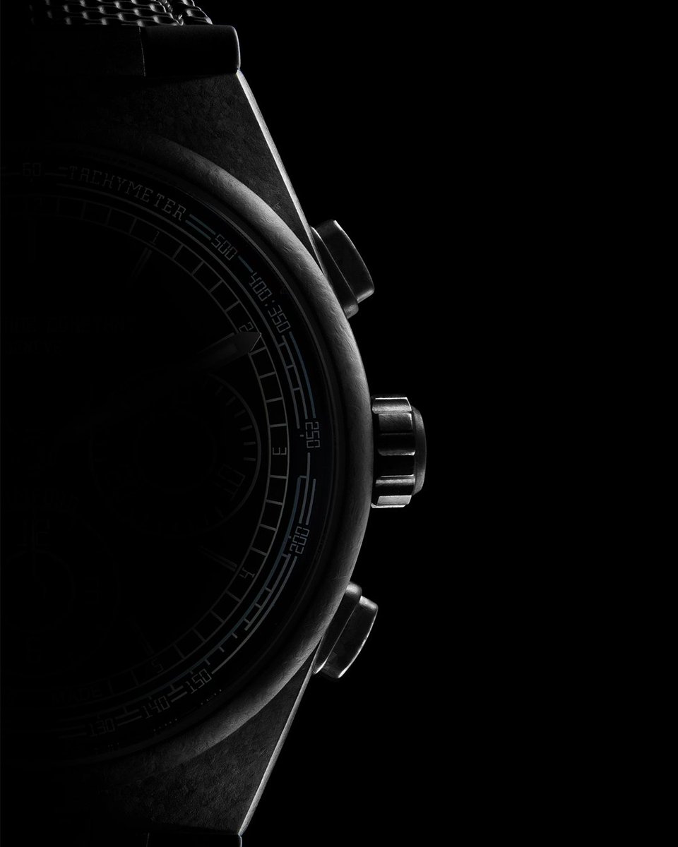 Just launched: the Frederique Constant x Bamford Highlife Chronograph Automatic.
Crystal titanium. Full black. Turquoise accents.
100 pieces only. Unveiled at Dubai Watch Week.

#FrederiqueConstant #HighlifeChronographBamford #DubaiWatchWeek #DWW25