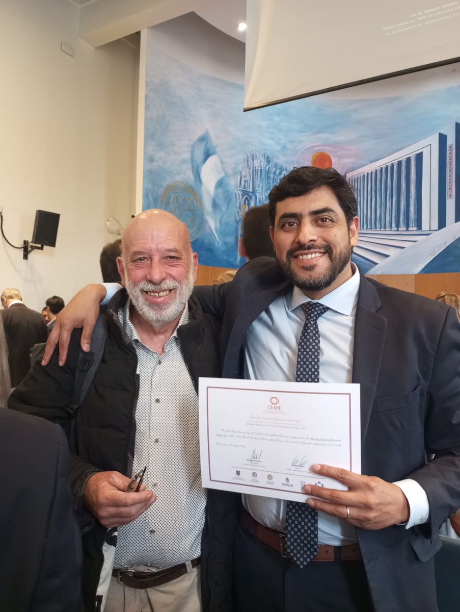 ClaudioBoada's tweet image. Con mi amigo @dr_miguelpaz quien recibió el titulo de su maestría. Este tucumano es un orgullo de @LaUnionUyC defensor incansable de los derechos de usuarios y Consumidores y de la Justicia Social