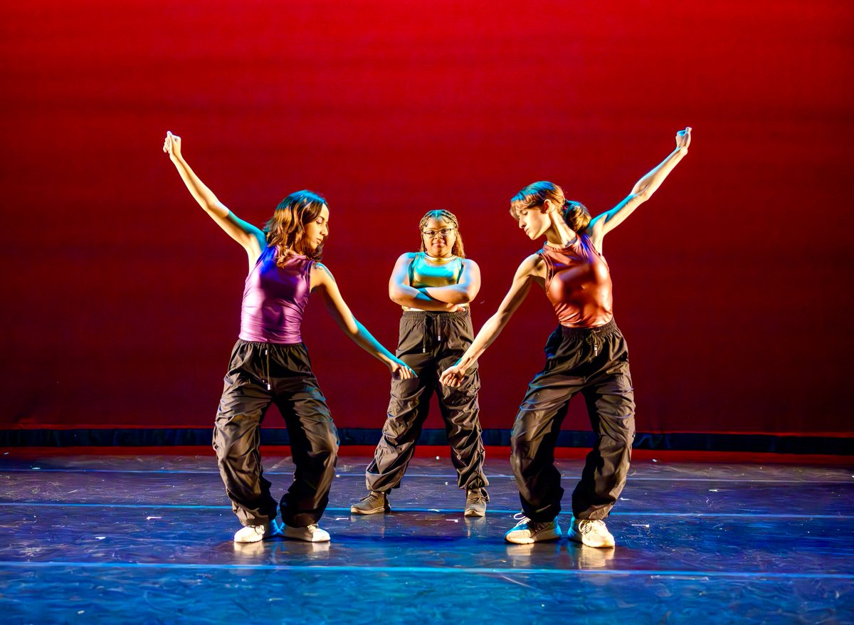 Cedar Crest College tweet media