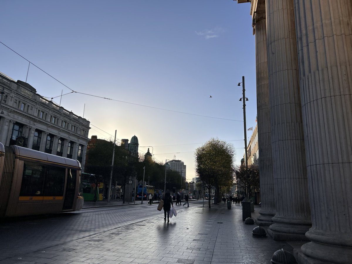 Thursday. 🥶🌞 

#dublin ☘️
