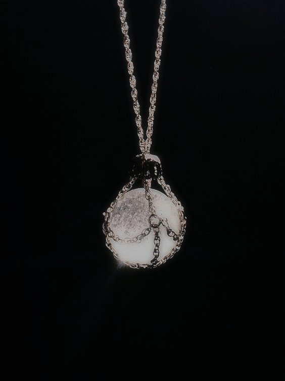 alterlined's tweet image. ᅟ
ᅟI was not aware that it was international men's day... 

ᅟBut... I'd like to give something special to my husband who is the most hardworking man I have ever known. 

ᅟTo my lovely snowberry, thank you for being here. I hope you will always know how loved you are. ❤︎
ᅟ