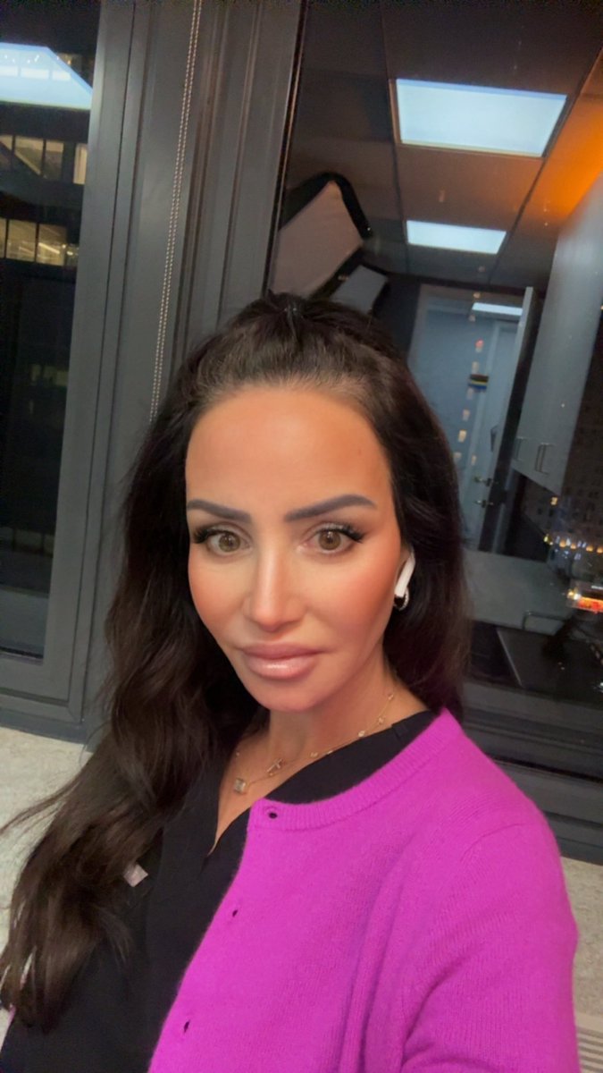 Kiki9961978818's tweet image. How’s your day going?? I hope it’s going great♥️💋