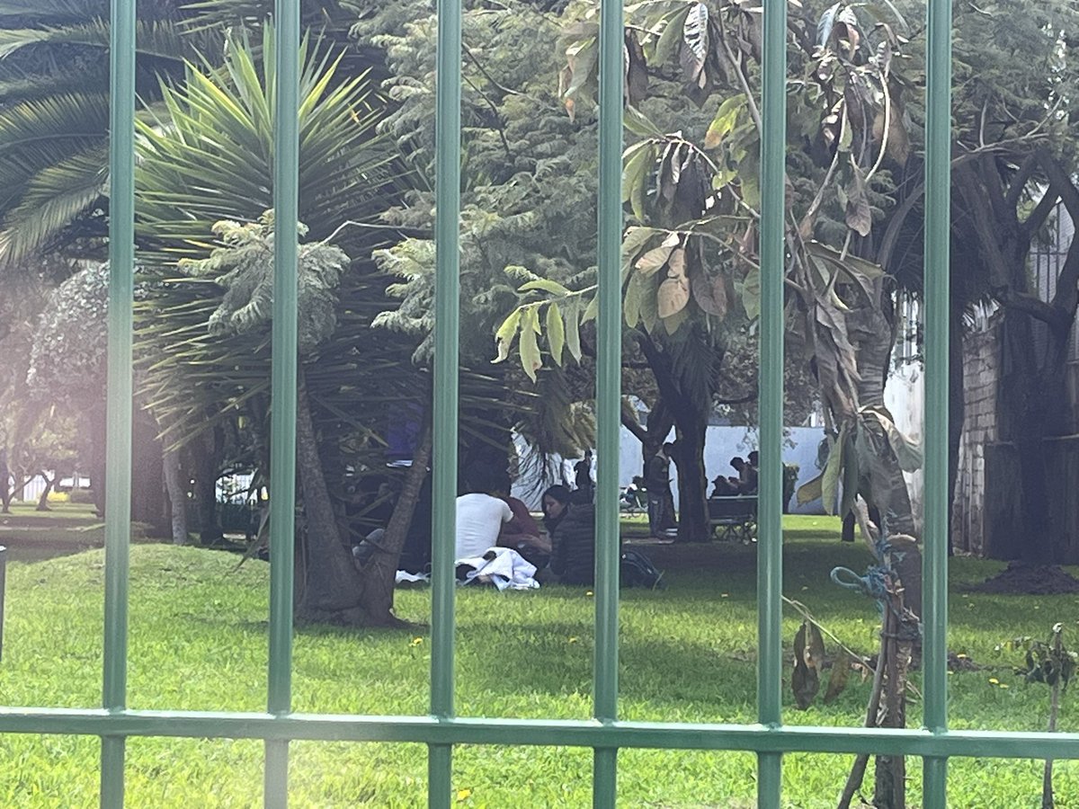 Hey! <a href="/amcquito/">Agencia Metropolitana de Control</a>
Cuál es su labor frente al consumo de bebidas alcoholicas y otras sustancias en espacios públicos?
El parque ubicado en la Beethoven se ve plagado de consumidores a diario y jamás hemos visto aquí operativos de control o sancionatorios..
Salud! <a href="/pabelml/">Pabel Muñoz L.</a>