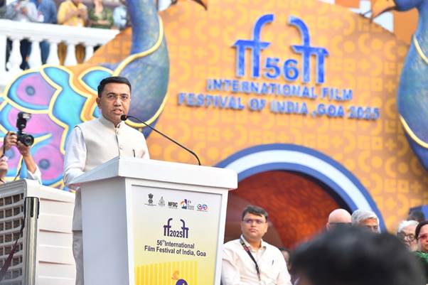 PIBImphal's tweet image. IFFI Steps onto the Streets: A Historic Parade Opens the 56th Edition

#IFFI #IFFI2025

More :pib.gov.in/PressReleasePa…