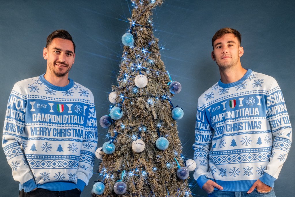 Image for the Tweet beginning: 🎄Il calore delle feste, il