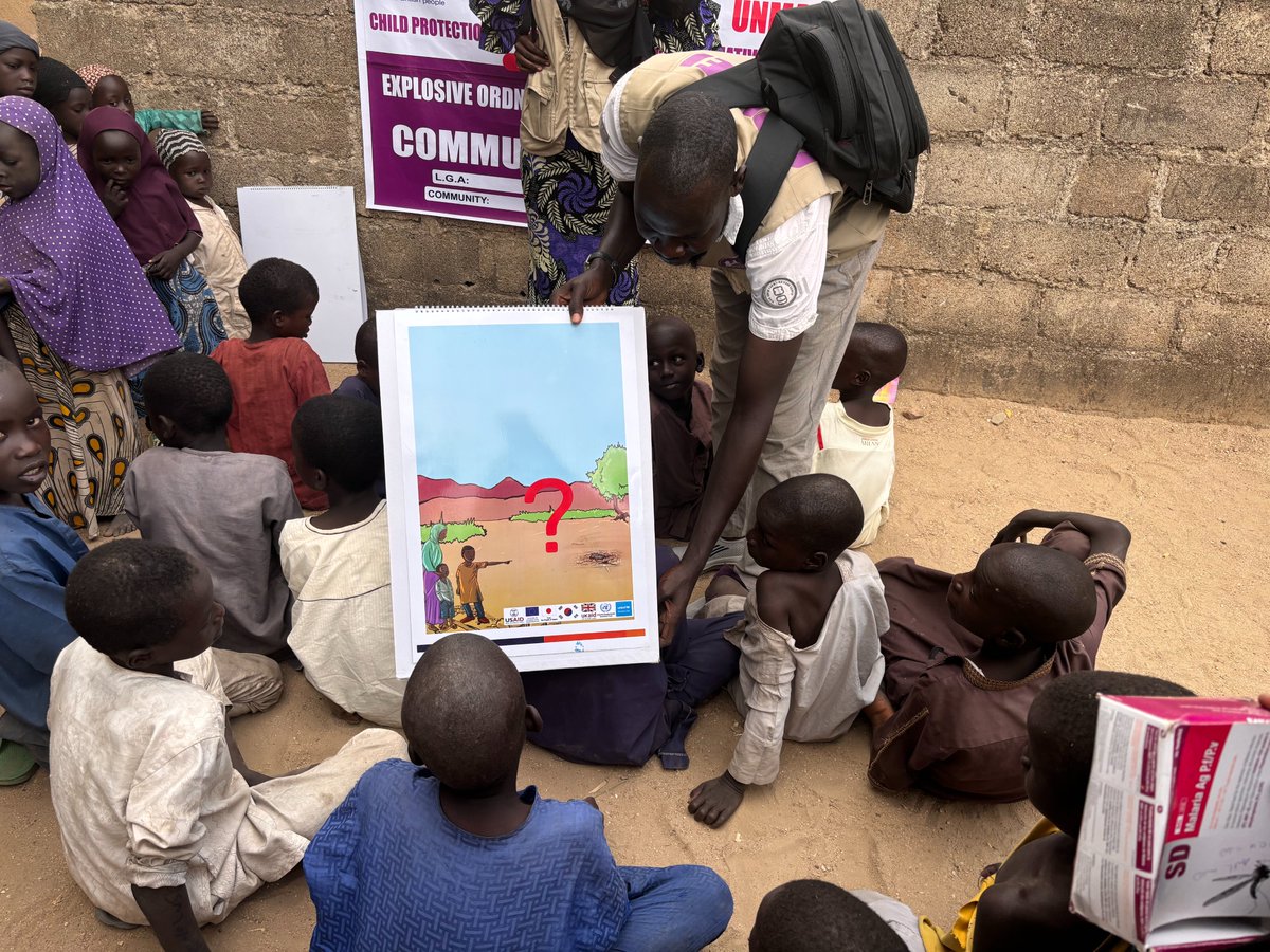 UNMAS's tweet image. 👧🏽👦🏾In Borno State, children still face daily risks from explosive ordnance as they play, walk to school, or help their families on the farm.

Since early 2025, 38 child casualties have been recorded — a tragic reminder of why #EORE must continue. 💔
#UNMAS #MineAction