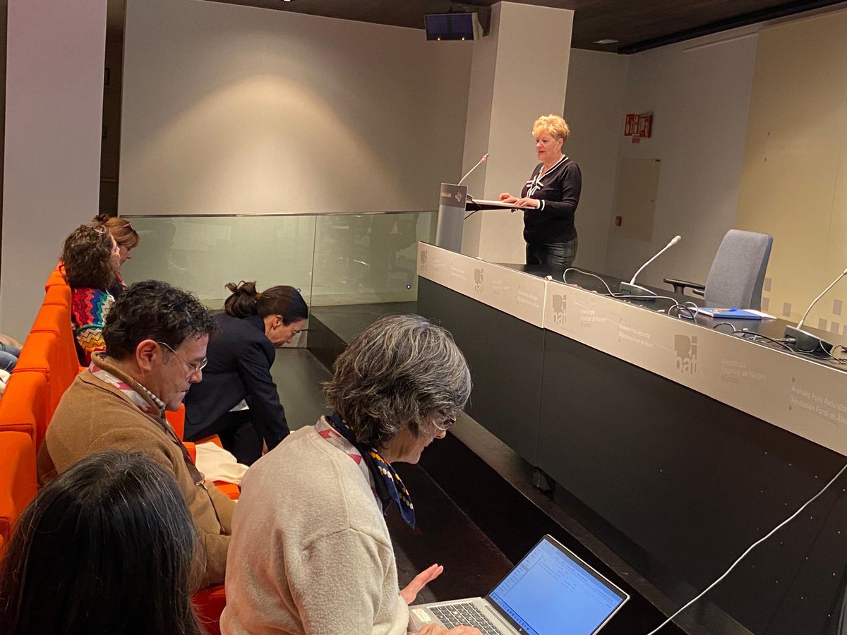 AdelvalDFA's tweet photo. 🏛️ Hoy hemos inaugurado el IV Workshop del Plan Nacional de Investigación en Conservación en el #Bibat.
Una jornada para compartir conocimiento, innovar y avanzar en la protección de nuestro patrimonio. ✨ Orgullosa del trabajo presentado desde #Álava. https://t.co/wYzKJKSpJc