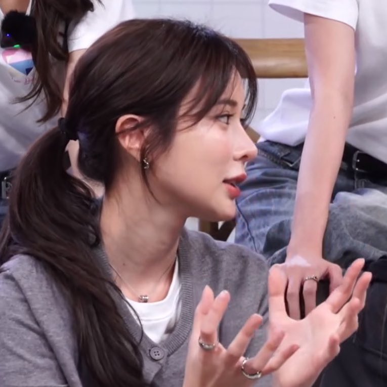 TamjaiKhunn's tweet image. ตามองตา สายตาก็จ้องมองกันนน

#LoveDesignFinalEP
FINAL DRAFT FINAL LOVE