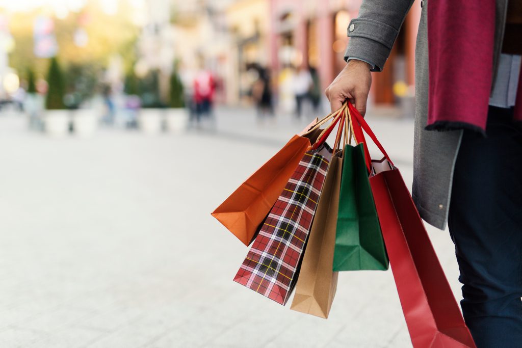 Comment on upcoming Small Business Saturday event. State and federal policy issues affecting Main Street this holiday season. bit.ly/49r3zK5
