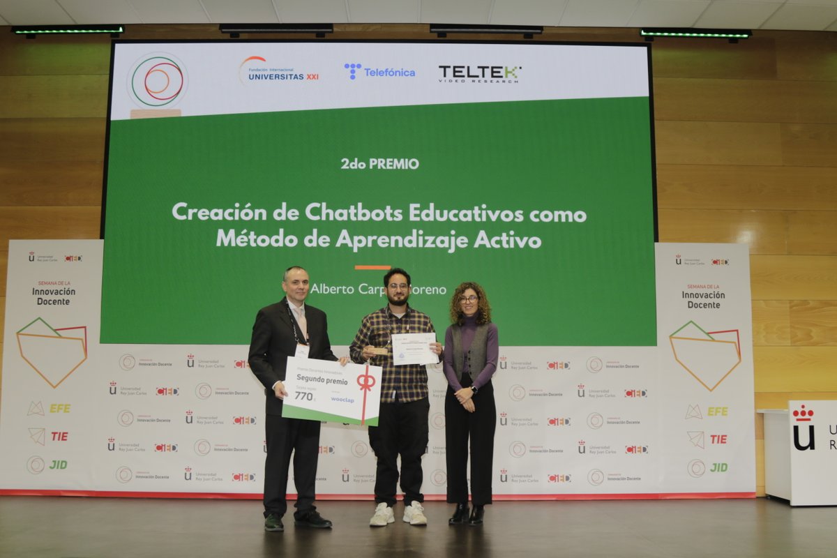 URJConline's tweet photo. 🏆🥈 ¡SEGUNDO PREMIO DOCENTES INNOVADORES!
🤖 Creación de Chatbots Educativos como Método de Aprendizaje Activo
👤 Autor: Alberto Carpio Moreno
✨  ¡Enhorabuena!!
#SID25 #PI25 @urjc https://t.co/Epm0ArGHzP