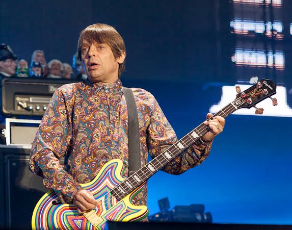 Oasis Mania tweet media