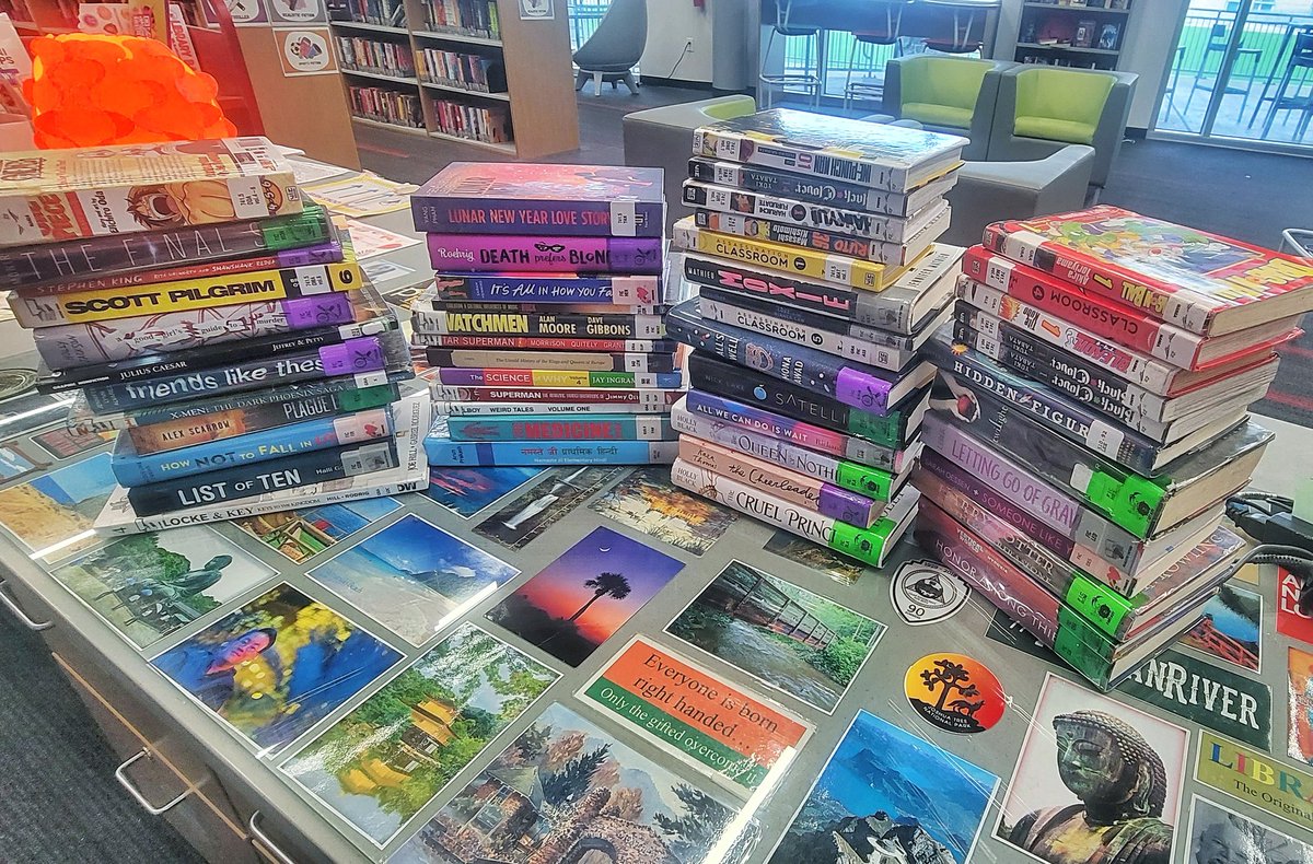 Bald Librarian tweet media