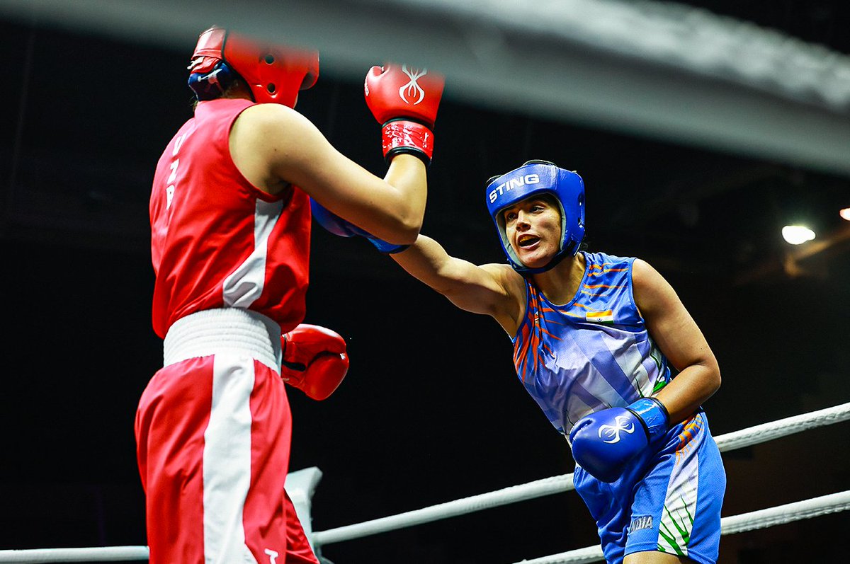 officekiran's tweet image. उमरवास की बेटी नुपूर श्योराण ने बॉक्सिंग वर्ल्ड कप में स्वर्ण पदक जीतकर नया इतिहास रचा है।
उनकी इस स्वर्णिम उपलब्धि ने न सिर्फ चरखी दादरी का नाम रोशन किया है, बल्कि पूरे हरियाणा और देश का मान बढ़ाया है।
नुपूर की मेहनत, जज़्बा और लगन आज हर बेटी के लिए प्रेरणा बनकर उभरी है।
इस…