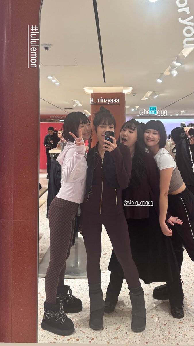 _SoonLip_'s tweet photo. #lululemon #lululemonkr
#PROWDMON
#민즈 #함지 #다이아 #윈지 https://t.co/1OR6KV5gkV