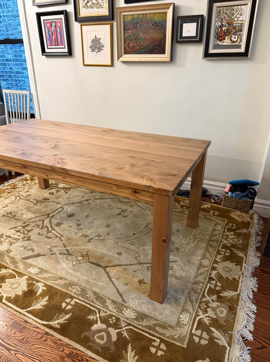 HandmadeTables's tweet image. A table from &quot;back in the day&quot; brought in for a color re-fresh!

🔗bit.ly/FourLegTables

#woodrefinishing #refinish #woodrefresh #customtabledesign