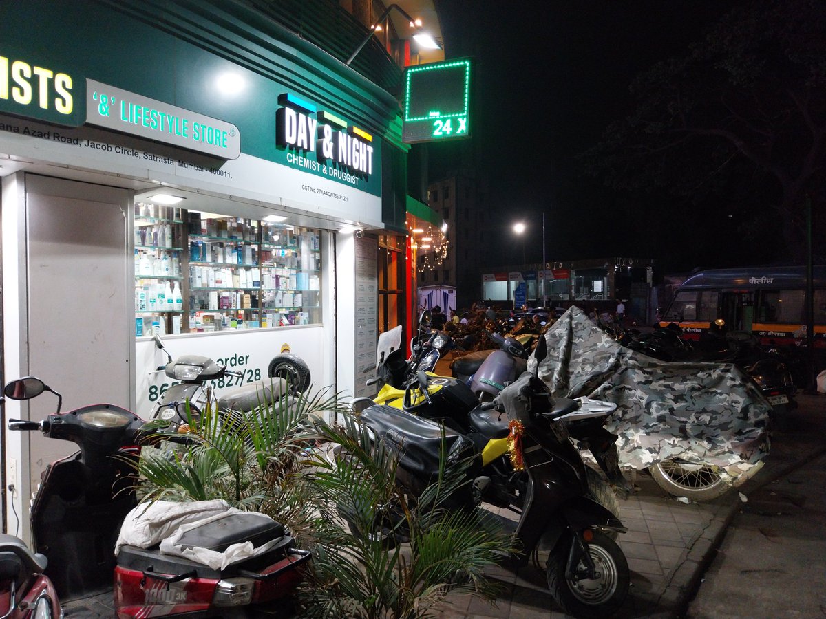 NShetty1980's tweet photo. @MTPHereToHelp @Dev_Fadnavis @nitin_gadkari @PMOIndia @mybmc still no action against this illegal parking menace on footpaths in saathrasta. I have sent a 10 messages on this. If you just fine all bikes parked on foothpath in  ssathrasta you don't need to raise tax https://t.co/RVKvxkP6qi