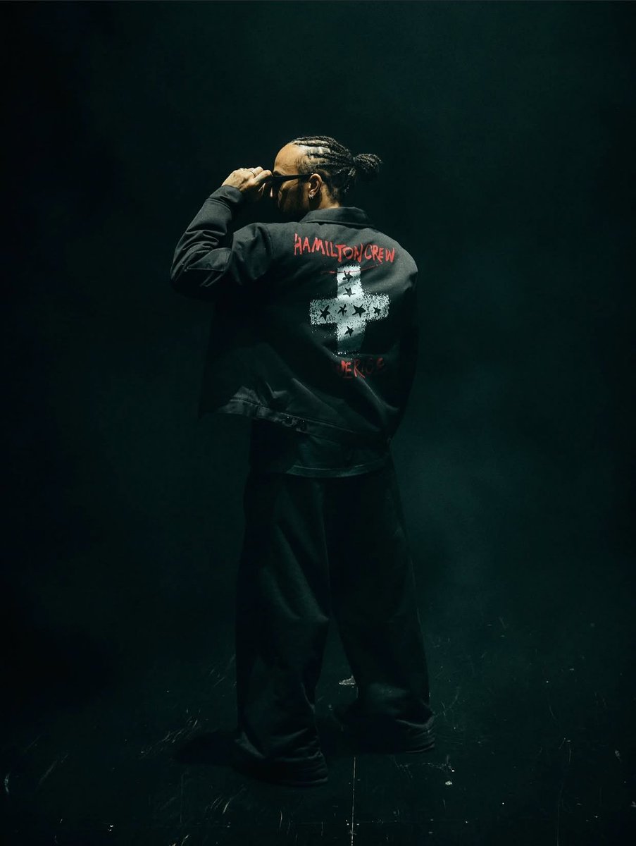 fastpitstop's tweet image. From pookie to cult leader within 4 slides