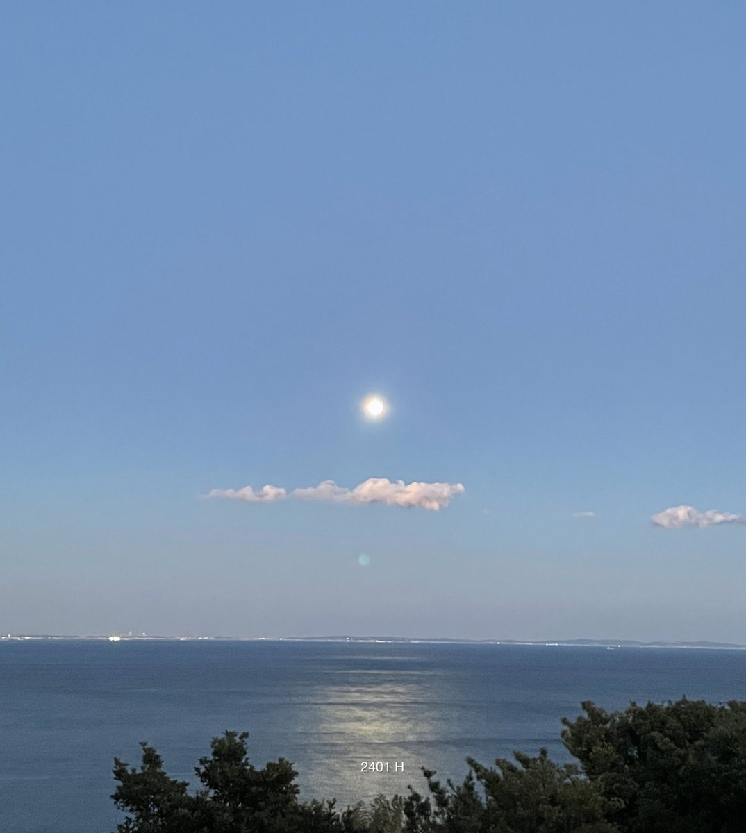 RMelody_2015's tweet photo. 2401 江之浦測候所
#MoonForJoon
#MoonForNamjoon
#SkyForNamjoon https://t.co/doBza3xlcc